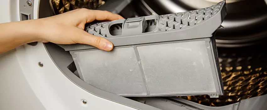 Signs Of A Clogged Dryer Lint Trap in Apex, North Carolina